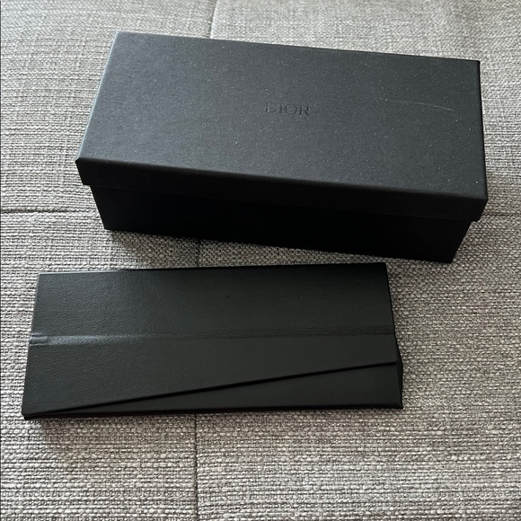 Authentic Christian Dior Wildior Sunglasses - Picture 12 of 13